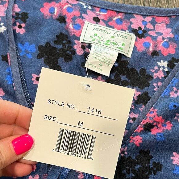 NWT Jenna Lynn Sleepwear Top Blue Floral Print Size M - Picture 2 of 5